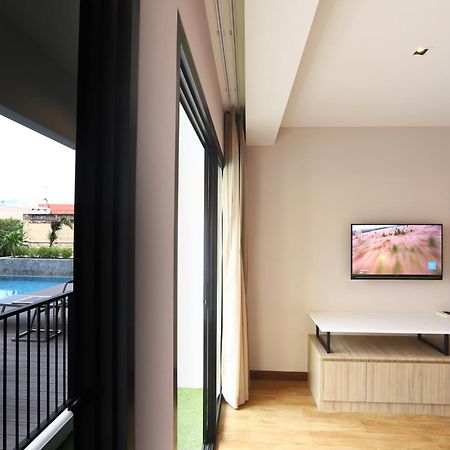 W3 Hotel Hat Yai Esterno foto