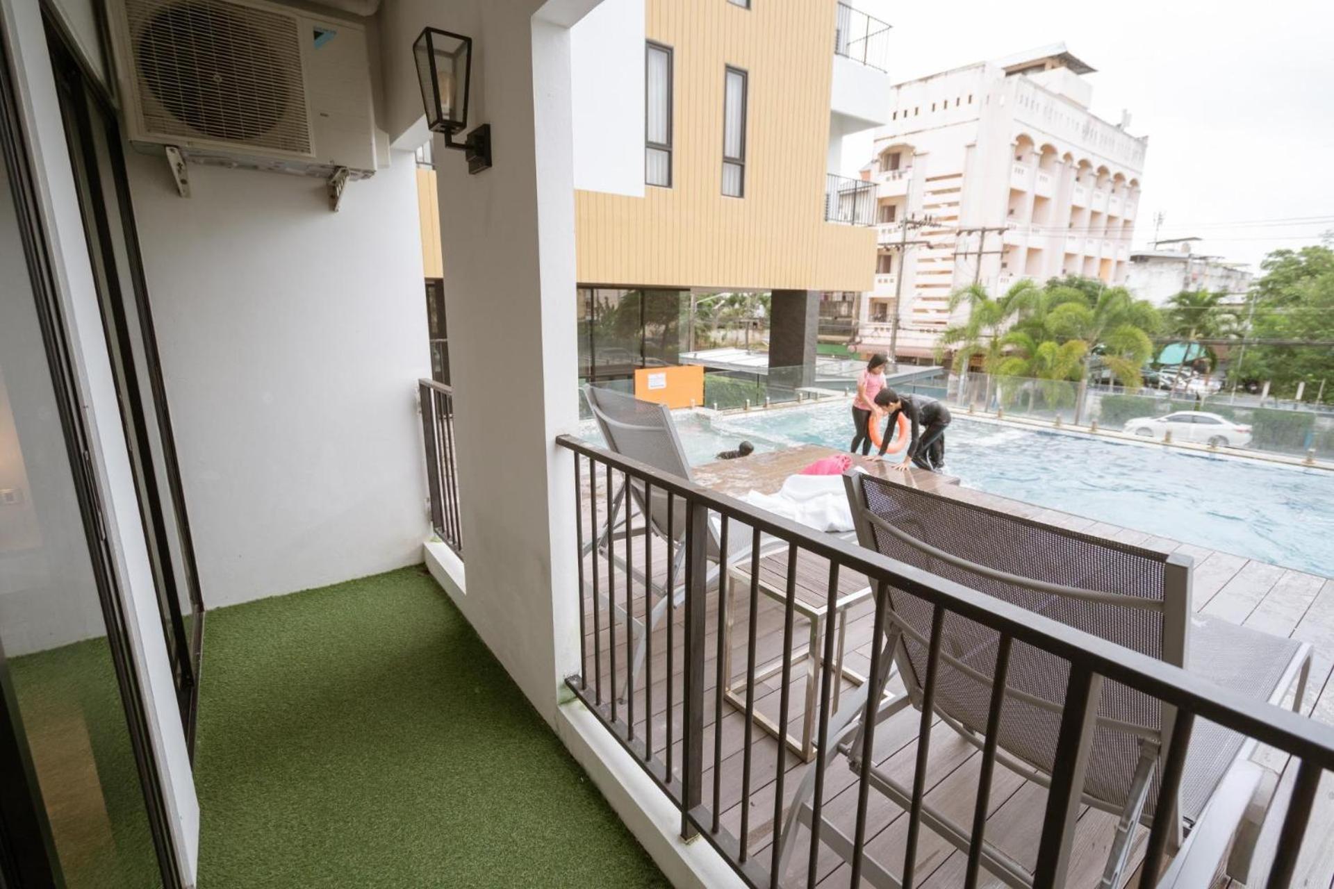 W3 Hotel Hat Yai Esterno foto